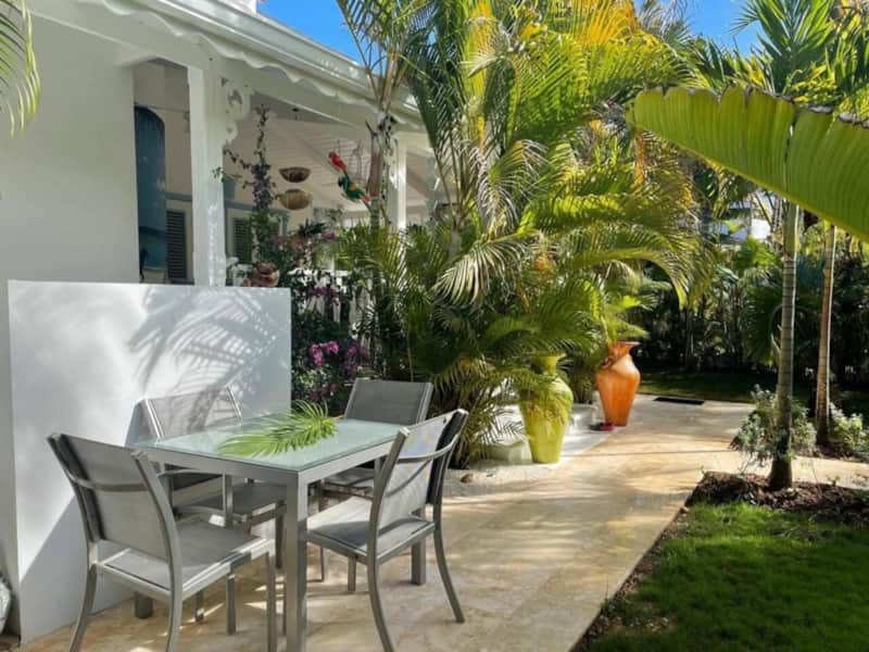 Casa Bruno, salle à manger extérieure dans le jardin
