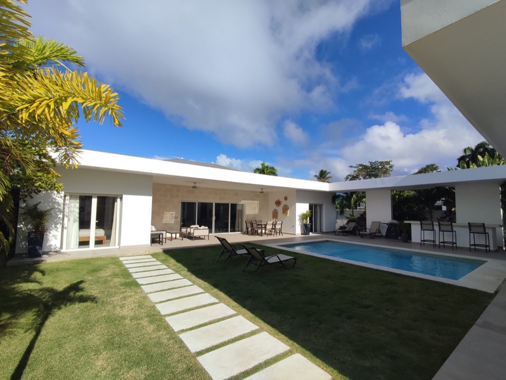 Villa Yann, villa with a private pool in Las Terrenas